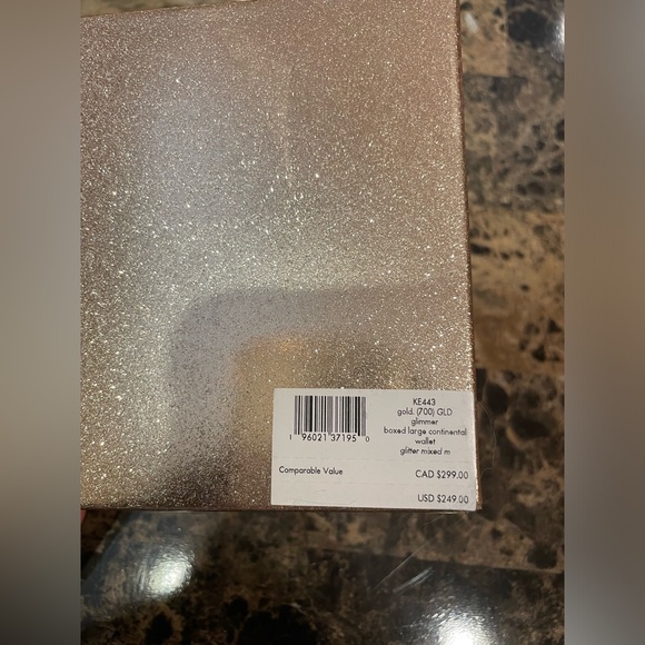 Kate Spade Glimmer Boxed Large Continental Wallet♠️✨ - Picture 7 of 9